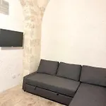 Dante's Patio * バーリ
